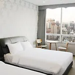 Mohenic Hotel Seoul Myeongdong