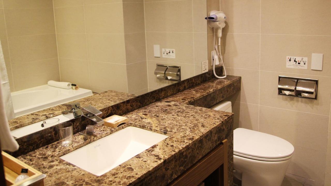 Hotel Mohenic Myeongdong 3*