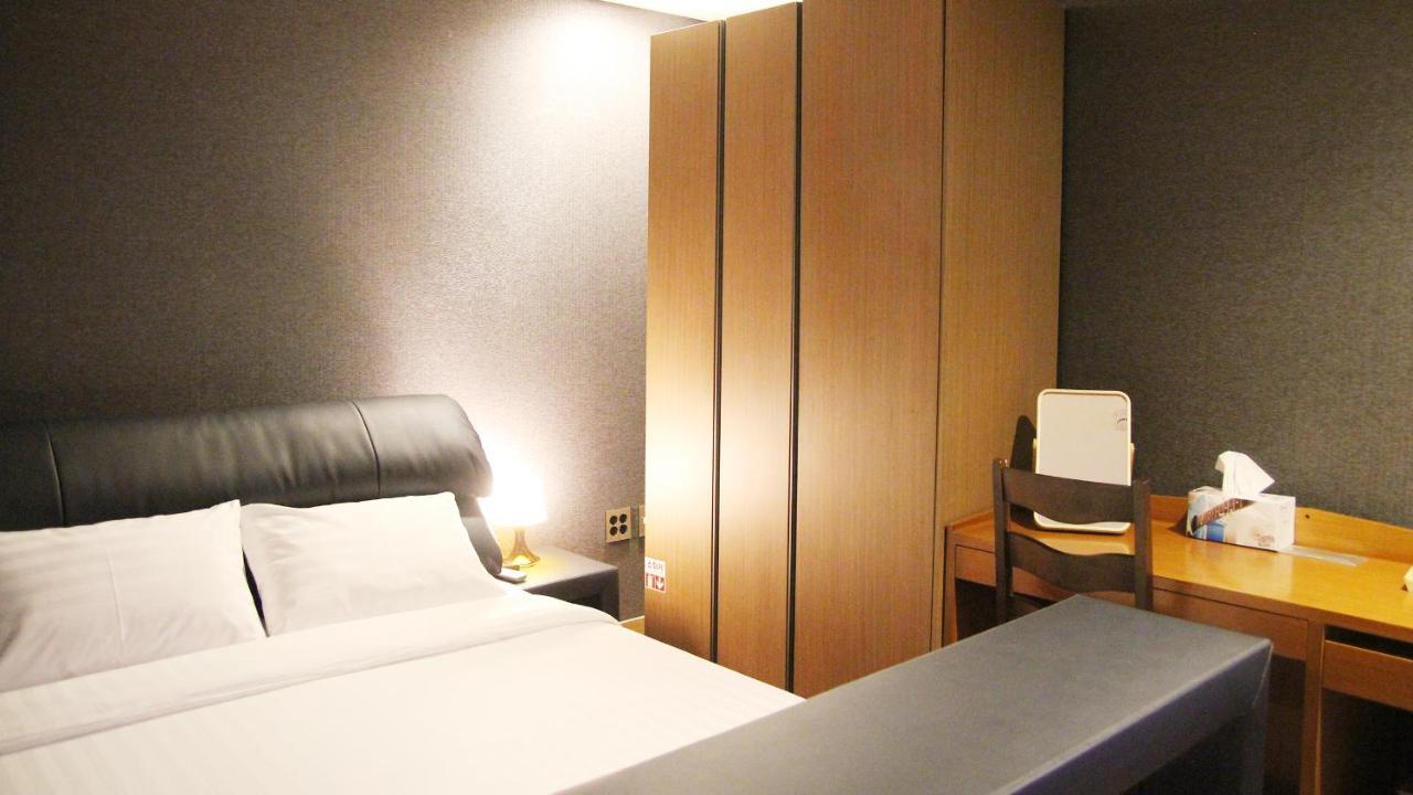Hotel Mohenic Myeongdong Seoul